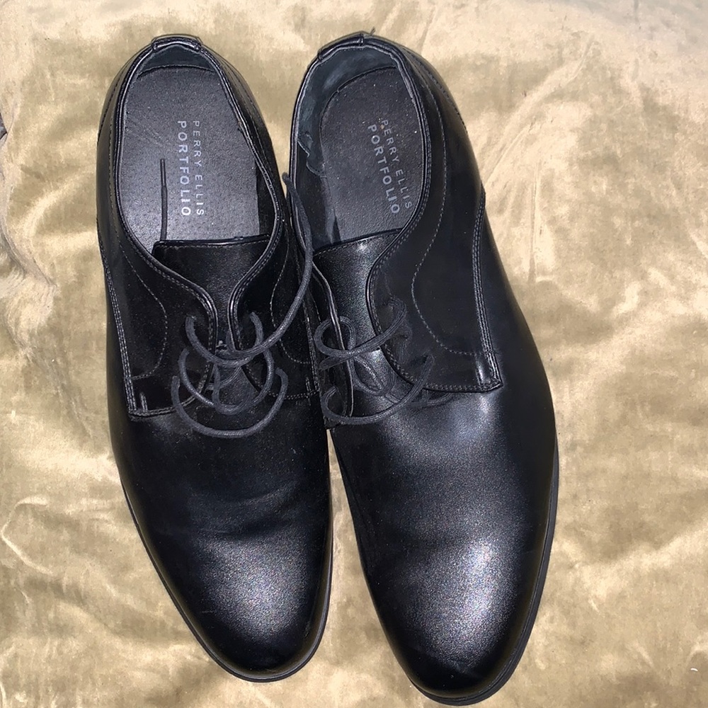 Perry Ellis Portfolio